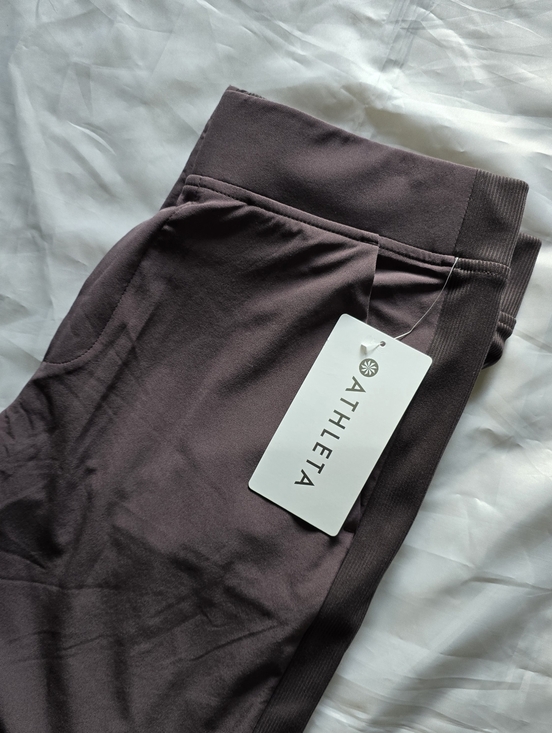 Athleta Pants - NWT Athleta Purple Casual Pants Pockets Women’s Size 6